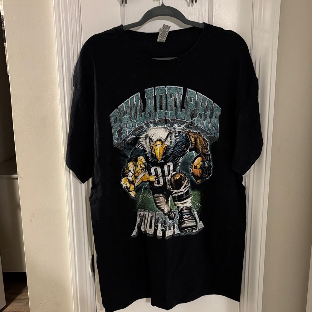 Gildan Black Heavy Cotton T-Shirt